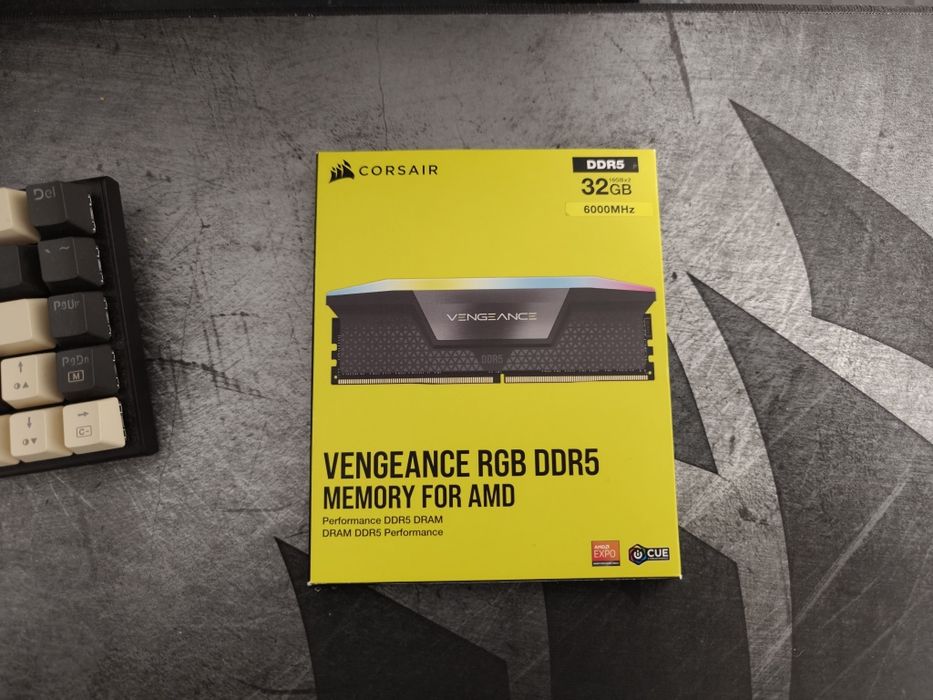 Kit memorie ram Corsair Vengeance RGB 32GB 6000MHz CL30