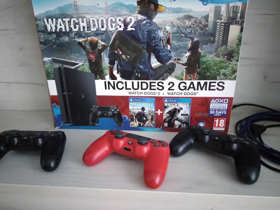 PleyStation 4 + 3 джойстика-400лв.