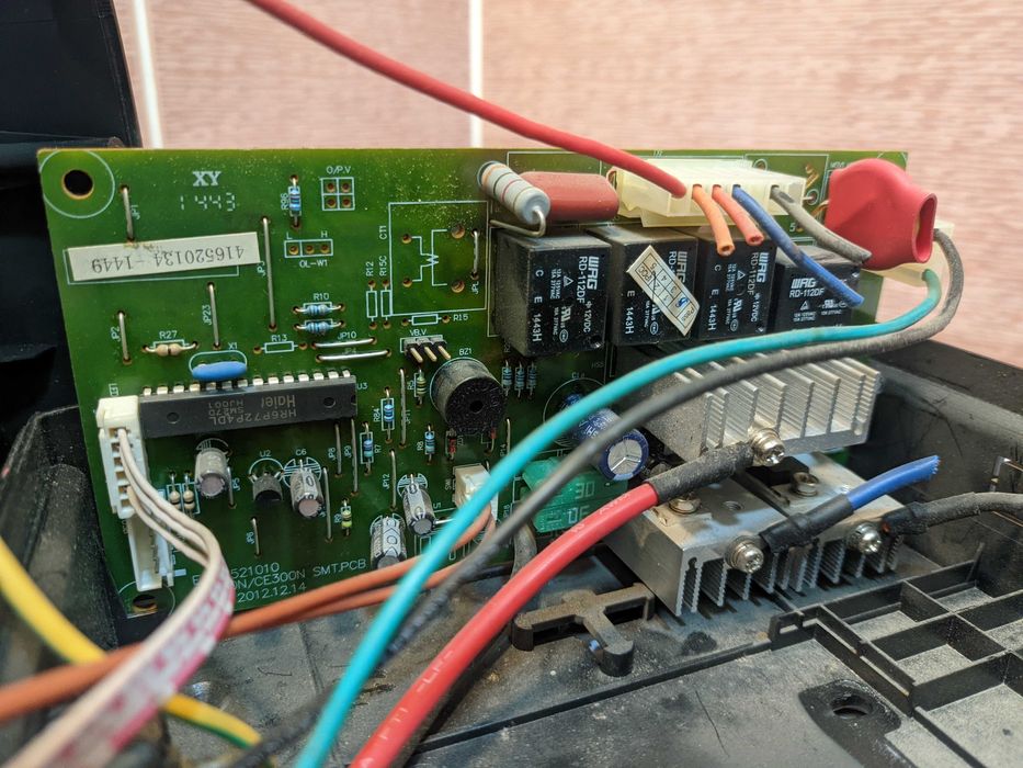 AVT 390W. UPS, ИБП, ЮПС. Для бесперебойного питания.