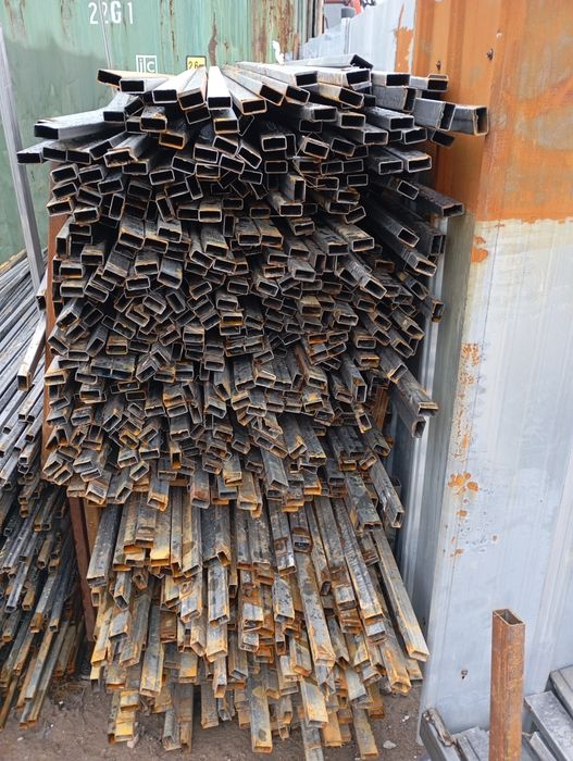 Труба 40*20 1.5мм 450тг метр