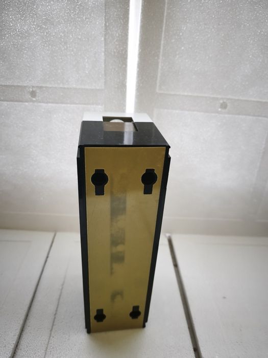 мощен автоматичен прекъсвач с лят корпус