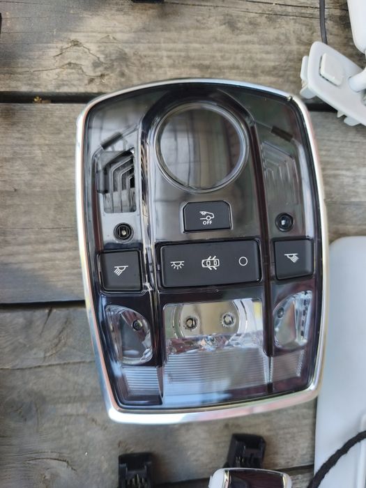 Plafoniere plafonieră Peugeot 508 hybrid 2012