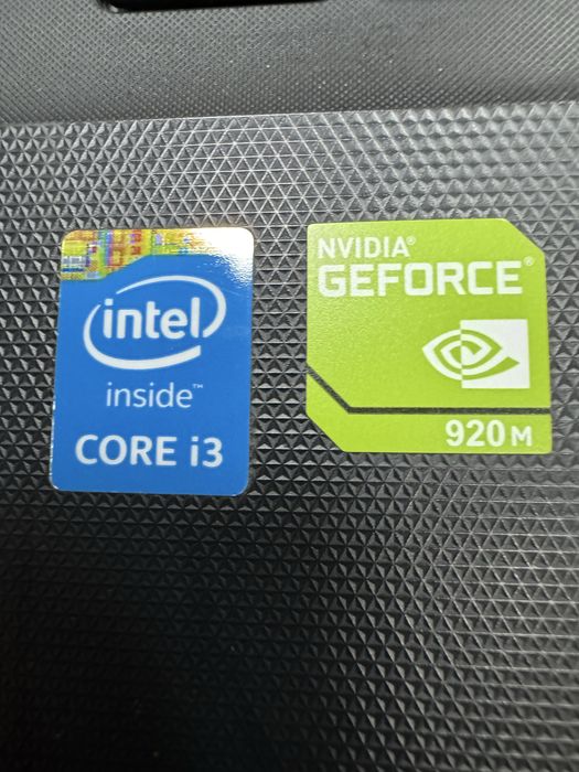 Лаптоп ASUS X555LJ i3