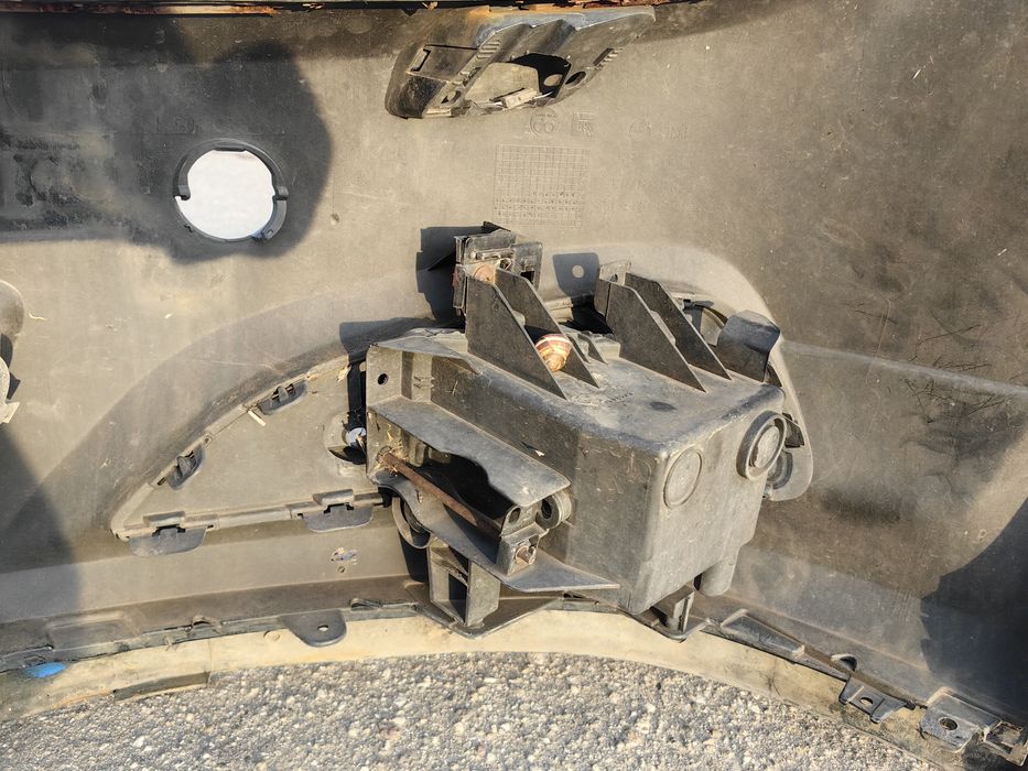 Предна броня за Opel Astra H GTC