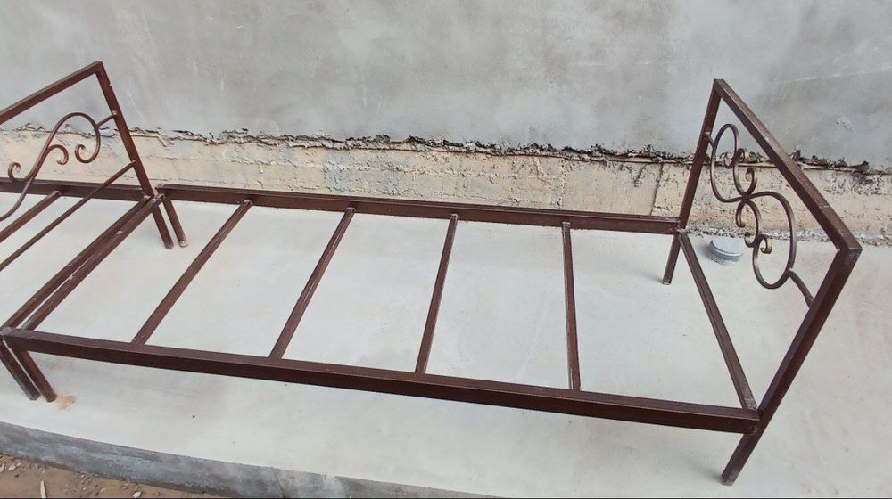 Темир крават сотилади.