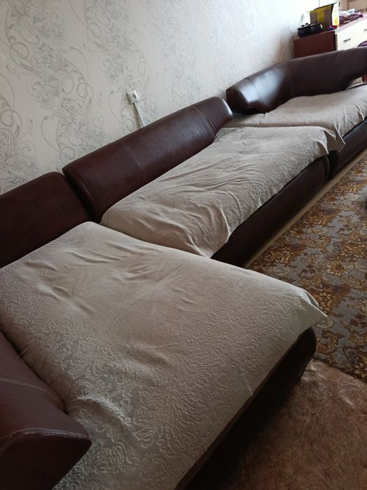 Угловой диван с креслом