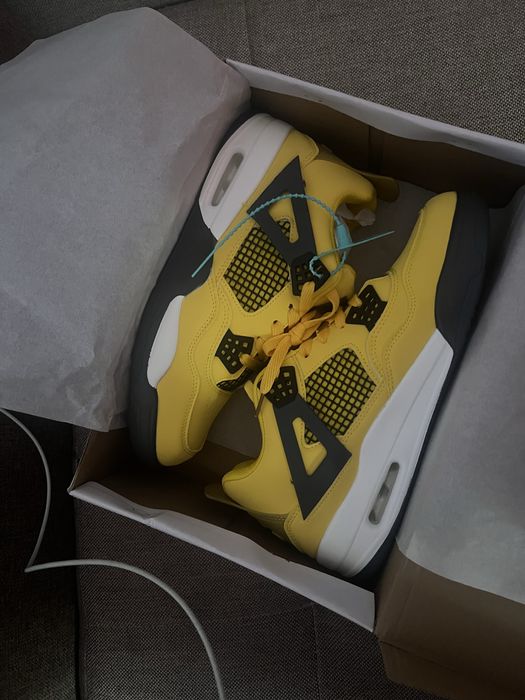 Новое красовки aj4