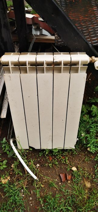 Продавам котел+комплект към него