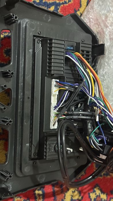 Teyes CC3L 4+32 сим картали