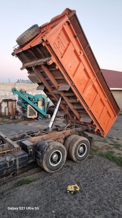 МАЗ с 3х сторонней разрузкой