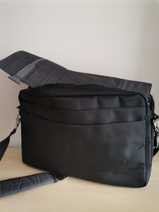 Бизнес чанта за лаптоп HP