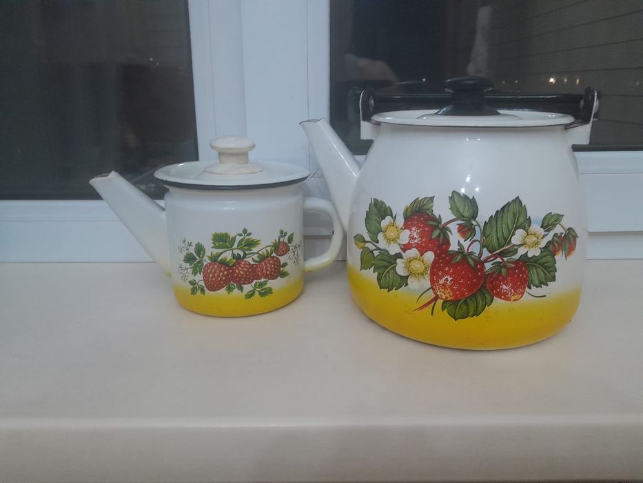 Продам  набор чайников