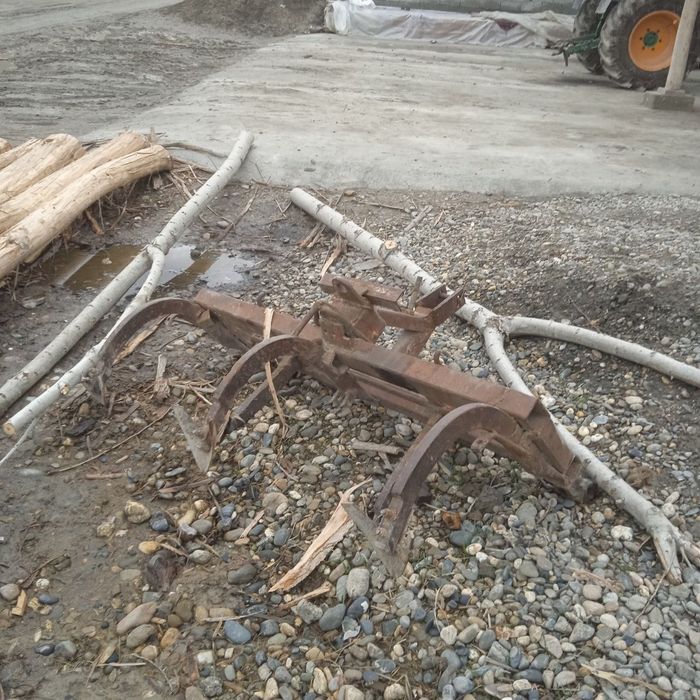 Трактор т25 срочно сотувда