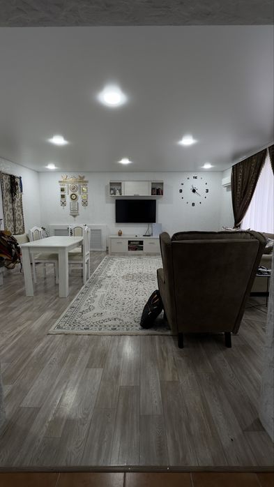 Очень срочно ! Продам дом с центральным отоплением