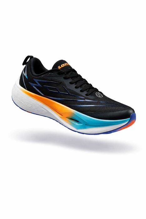 Беговые кроссовки Lotto Marathon Carbon, размеры от 40 до 45.