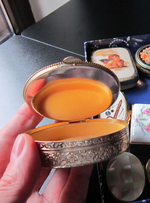 cutie inele bijuterii pastile Pill Box 23 cutiute vintage