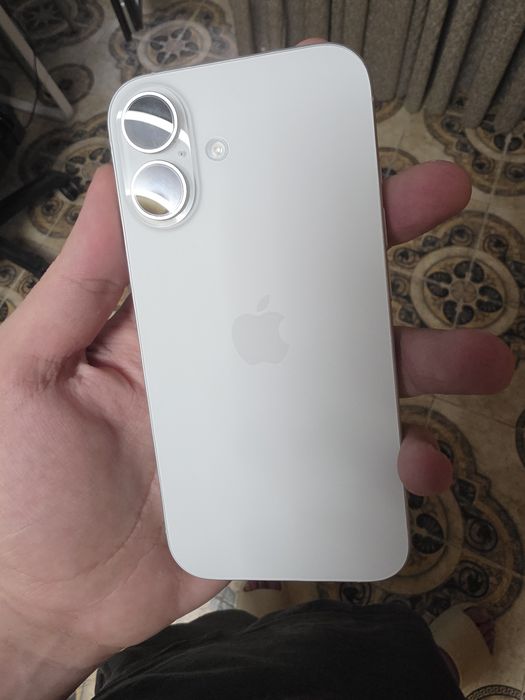 iPhone 16 128GB Neverlocked Impecabil in garantie