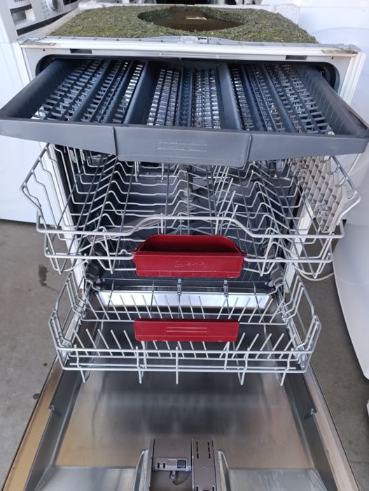 Съдомиялна за пълно вграждане Siemens 60см