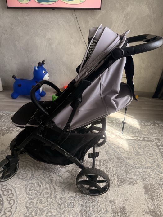 Продам детскую коляску