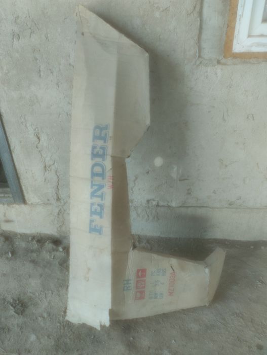 Крыло на мазду кронос