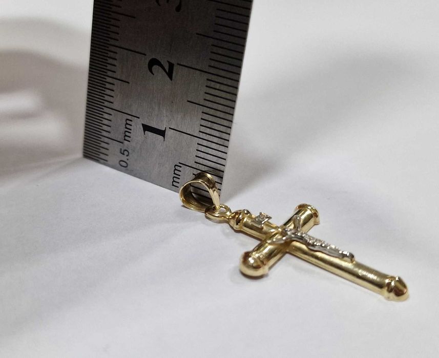 Висулка златен кръст 14К 585 / 1,10 гр.