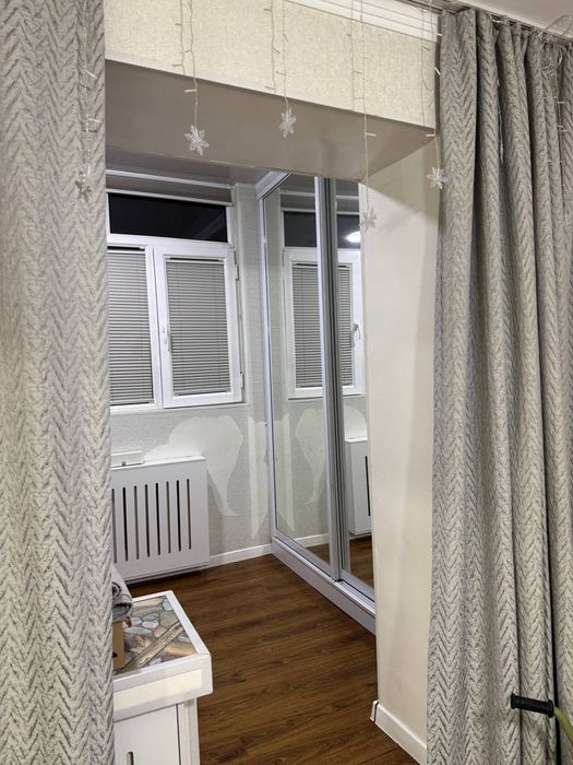 Мирабадский район, ор-р: Американская школа, 2/4/4, (49м2)