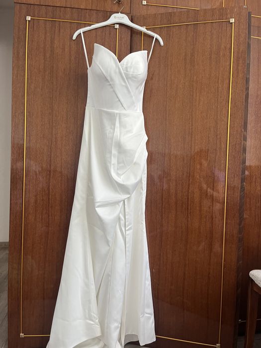 Продам свадебное платье