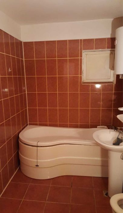 Vand apartament 4 camere