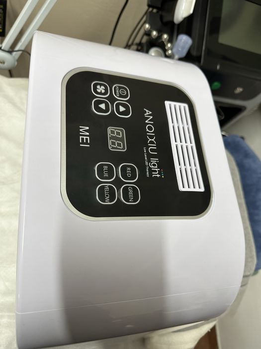 Професионален уред за фотон терапия  с  LED