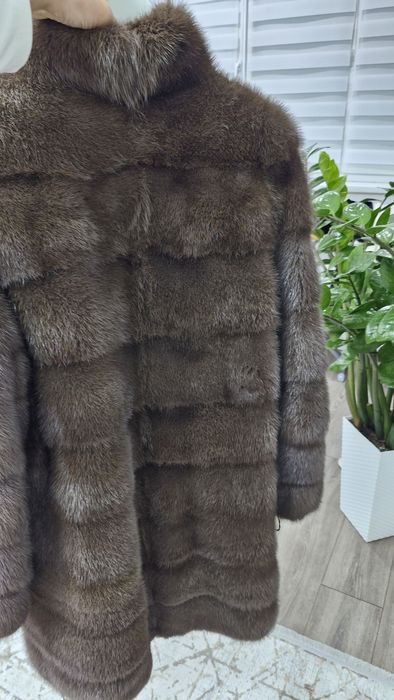 Продам норковую шубу