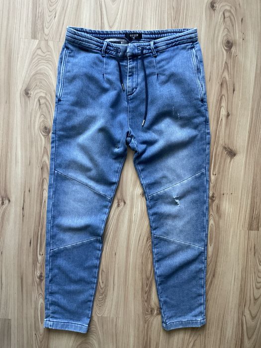 GUESS / мъжки спортни дънки W33