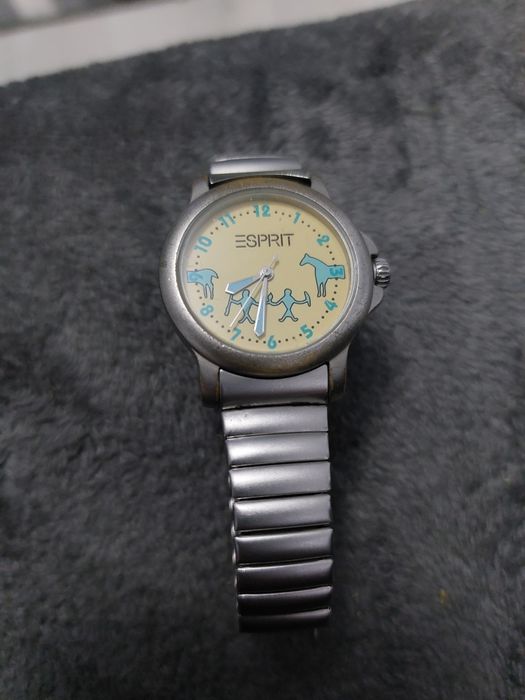 Vând  ceas original Esprit