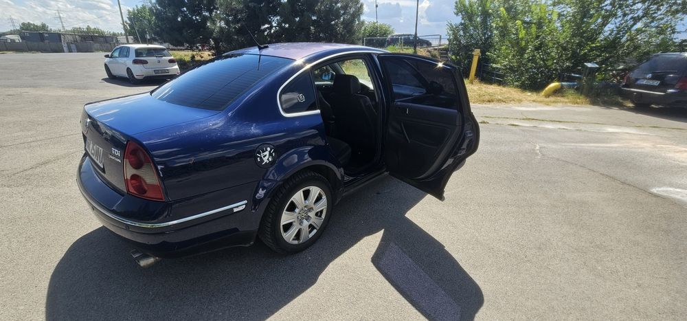 VOLKSWAGEN Passat 2005 — imagine 3
