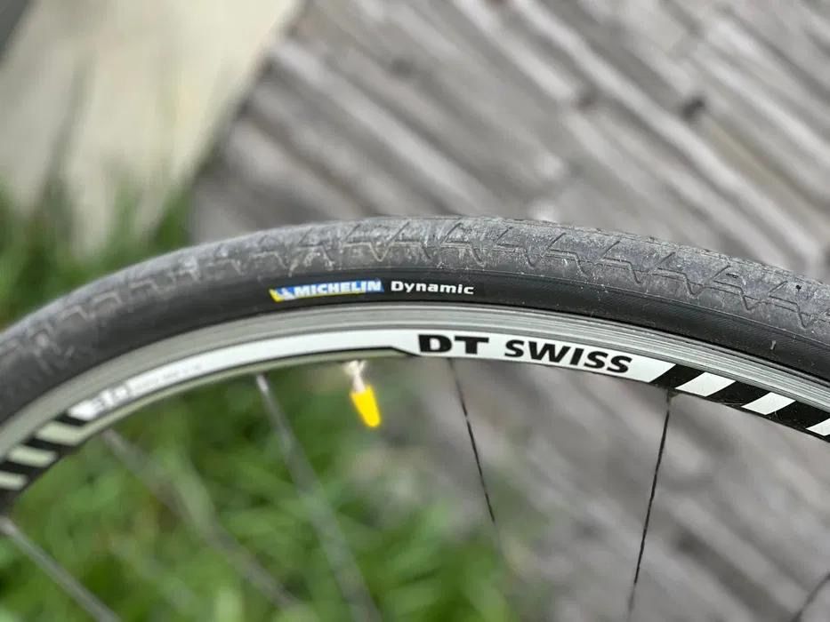 Cursieră Full Carbon Specialized Roubaix SL4 – Shimano 105 – Ediție Paris-Roubaix