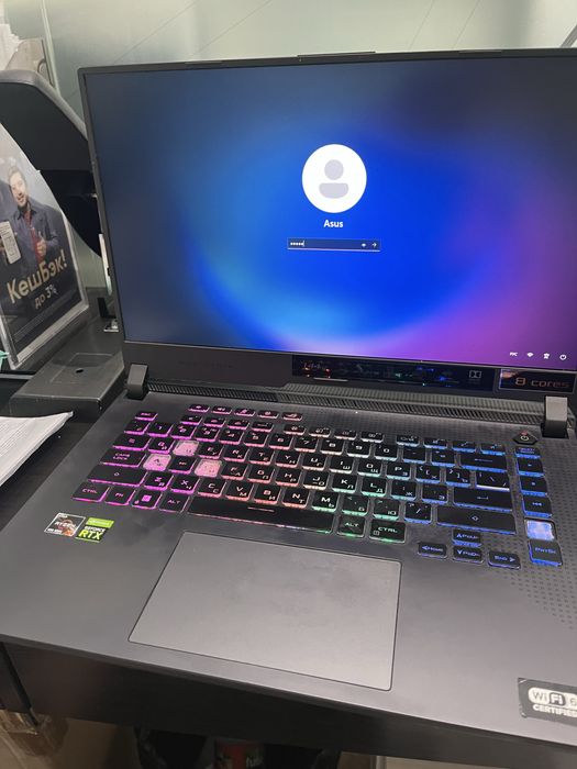 Asus rog strixg16