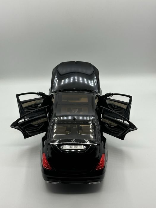 Macheta mercedes benz s class w222 1:18