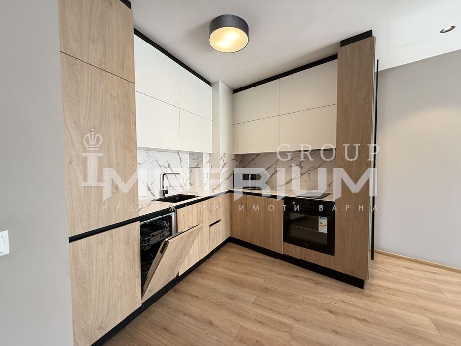 Дава се под наем Двустаен апартамент в Варна, Бриз - 60 кв.м за 648.21 € - Снимка #3