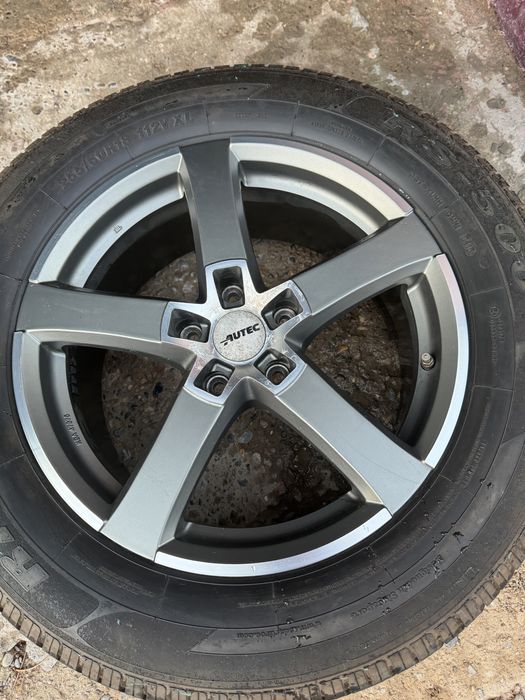 Диски R18 на BMW, Honda (5*120)