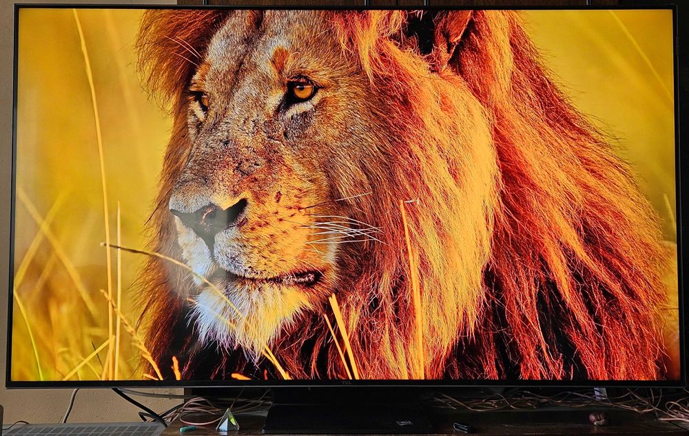 Продавам TCL c765 55 инча