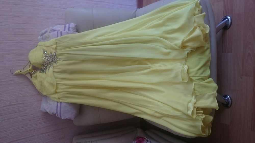 Продам платье Roberto Rodriguez