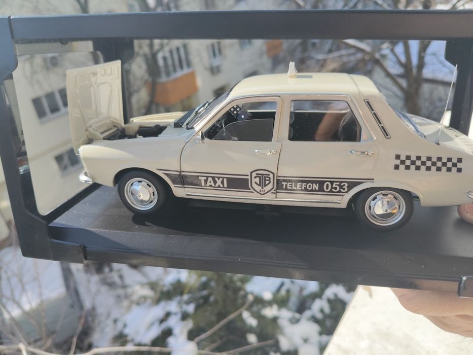 Macheta Dacia 1300 ,, Taxi,, 1/18