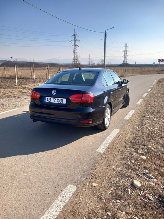 VW Jetta Match 1.6 TDI , an 2013!!!