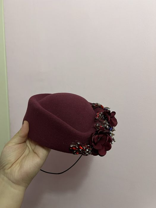 Женский головной убор