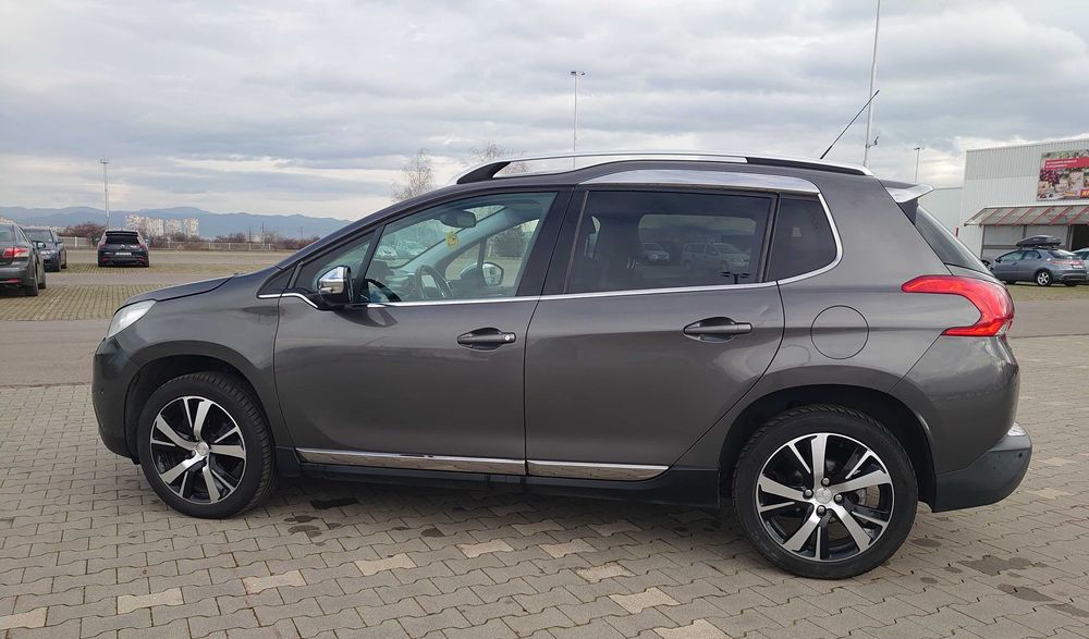 Peugeot 2008 1.6 Feline