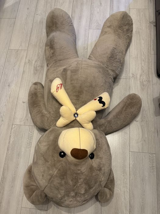 Плюшевый медведь