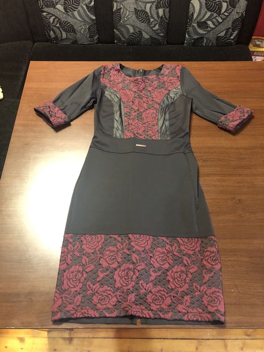 Дамска официална рокля