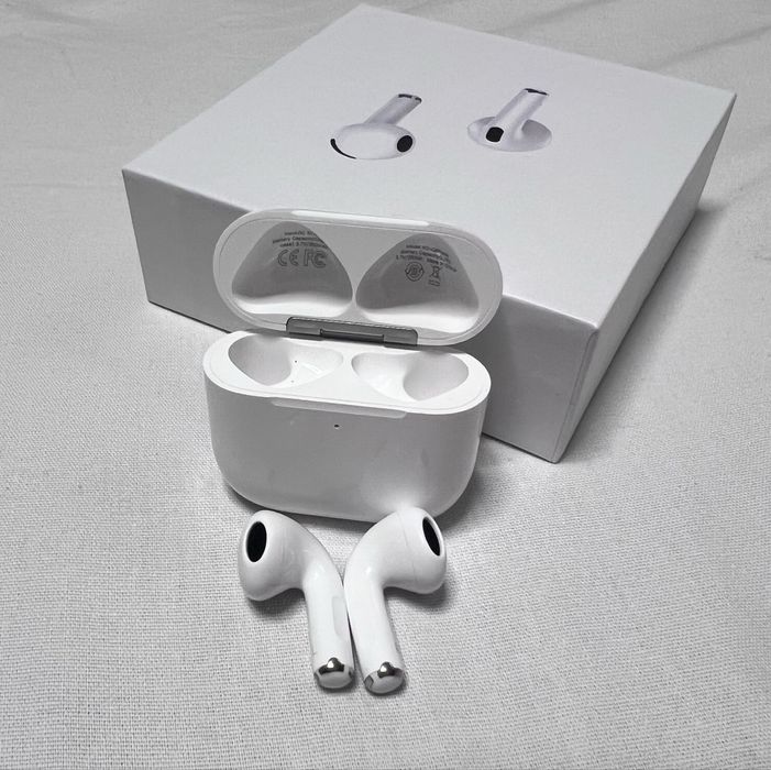 Airpods неупотребявани