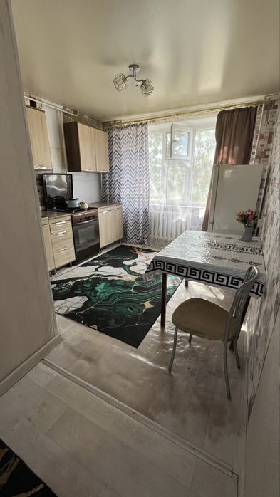 продам 2 ух ком кв