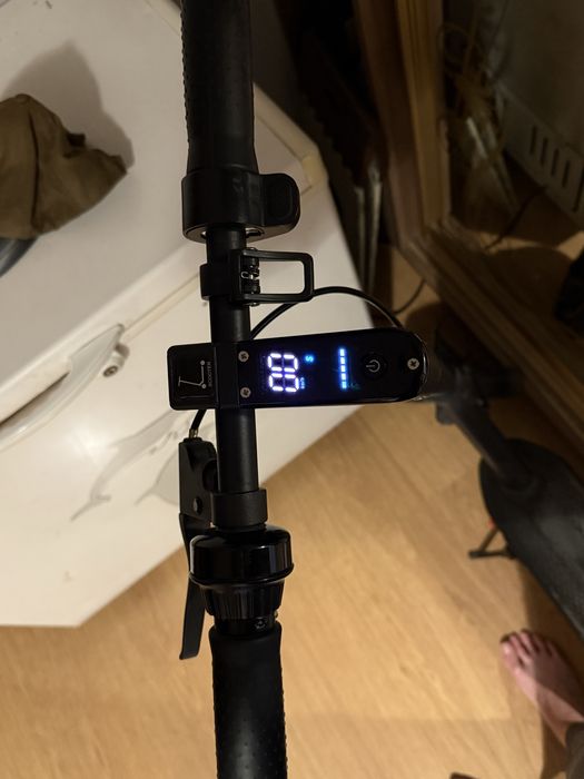 Электросамокат Kuquay G30