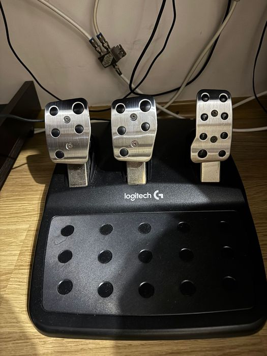 Volan logitech G29 cu schimbător impecabil